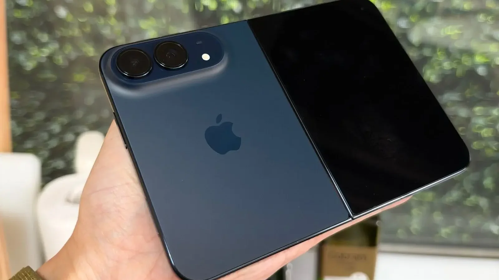 استقبال از آیفون Duo اپل فراتر از انتظارها بود؛ پیش‌فروش بالاتر از پیش‌بینی