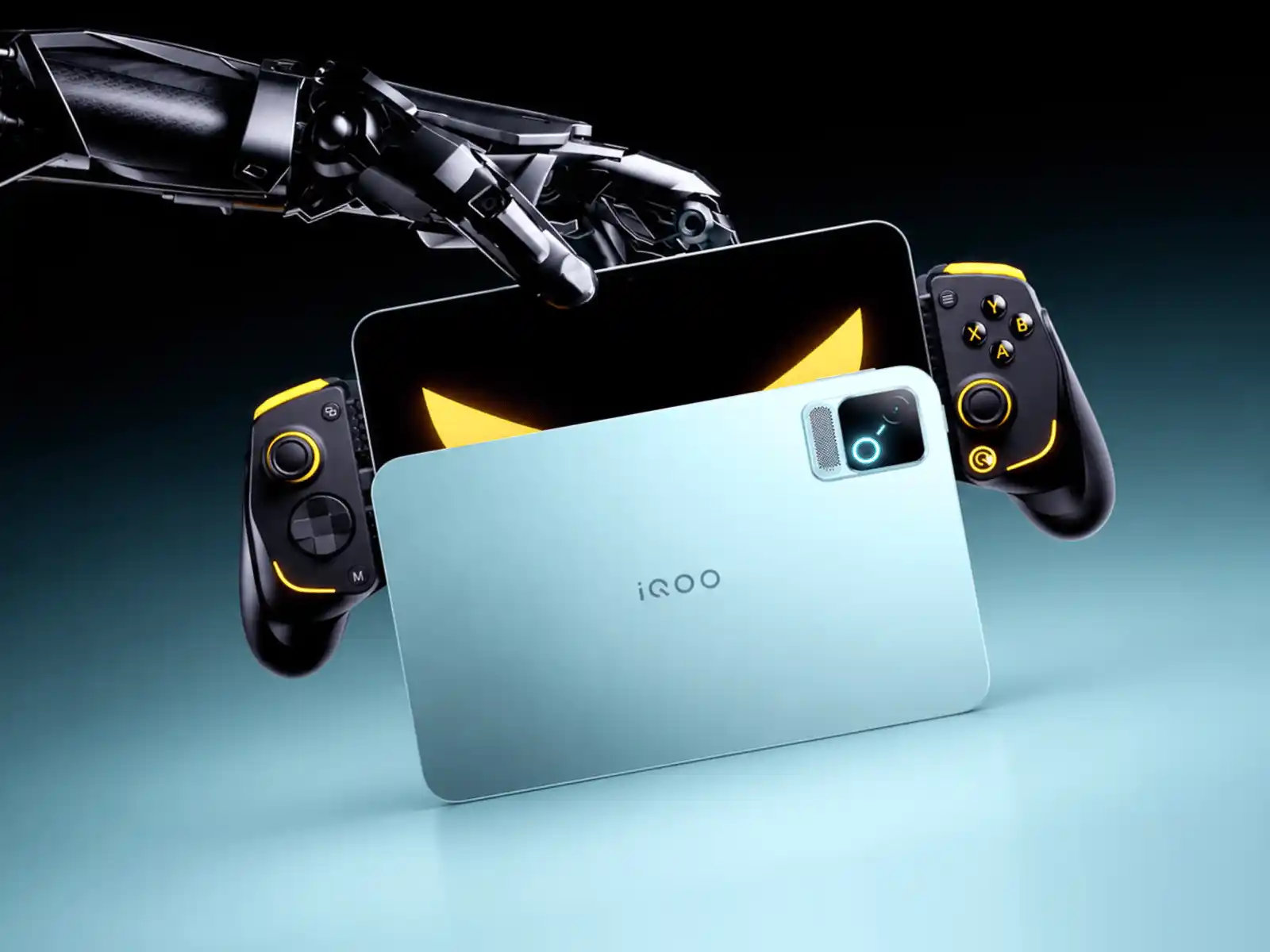 تبلت گیمینگ iQOO Pad Pro با تراشه Snapdragon 8 Elite Gen 5 و فن خنک‌کننده فعال معرفی شد